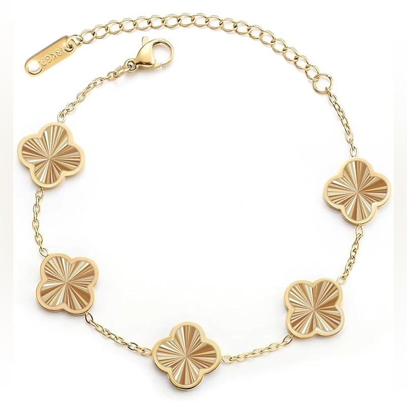 18k Gold Plated 8.31” Clover Bracelet